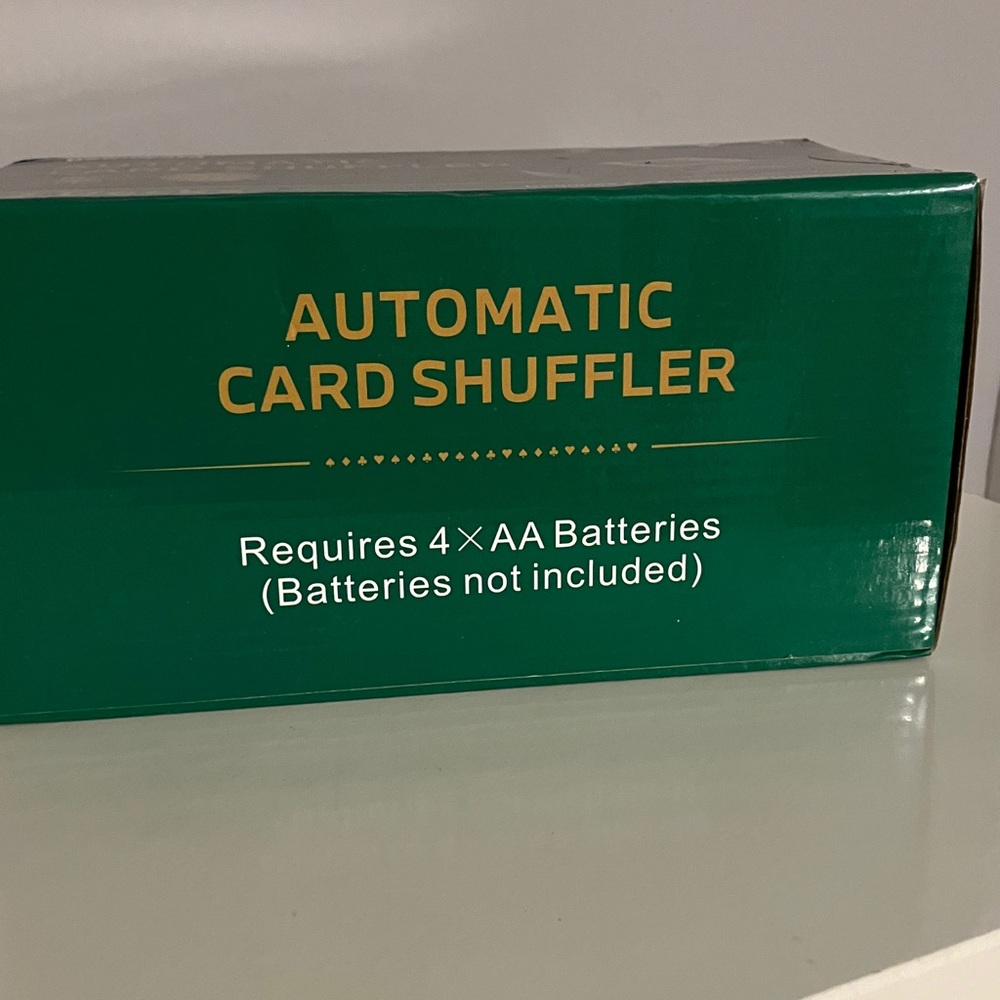 Bemecato Automatic Card Shuffler - Picture 4 of 4